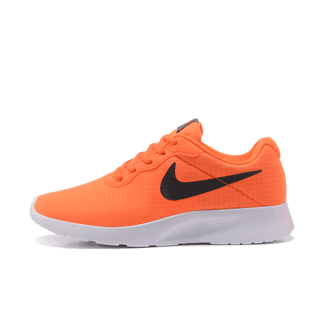 WMNS NIKE TANJUN SE